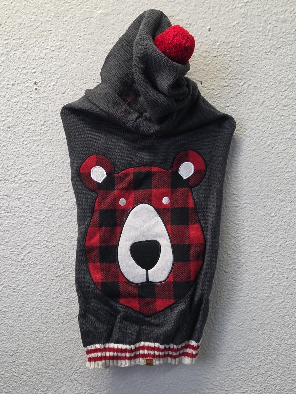 Hotel Doggy Buffalo Plaid Knit Hoodie With Pompom Sz L